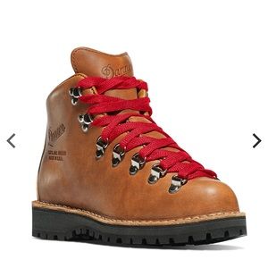 Danner mountain light leather hiking boot